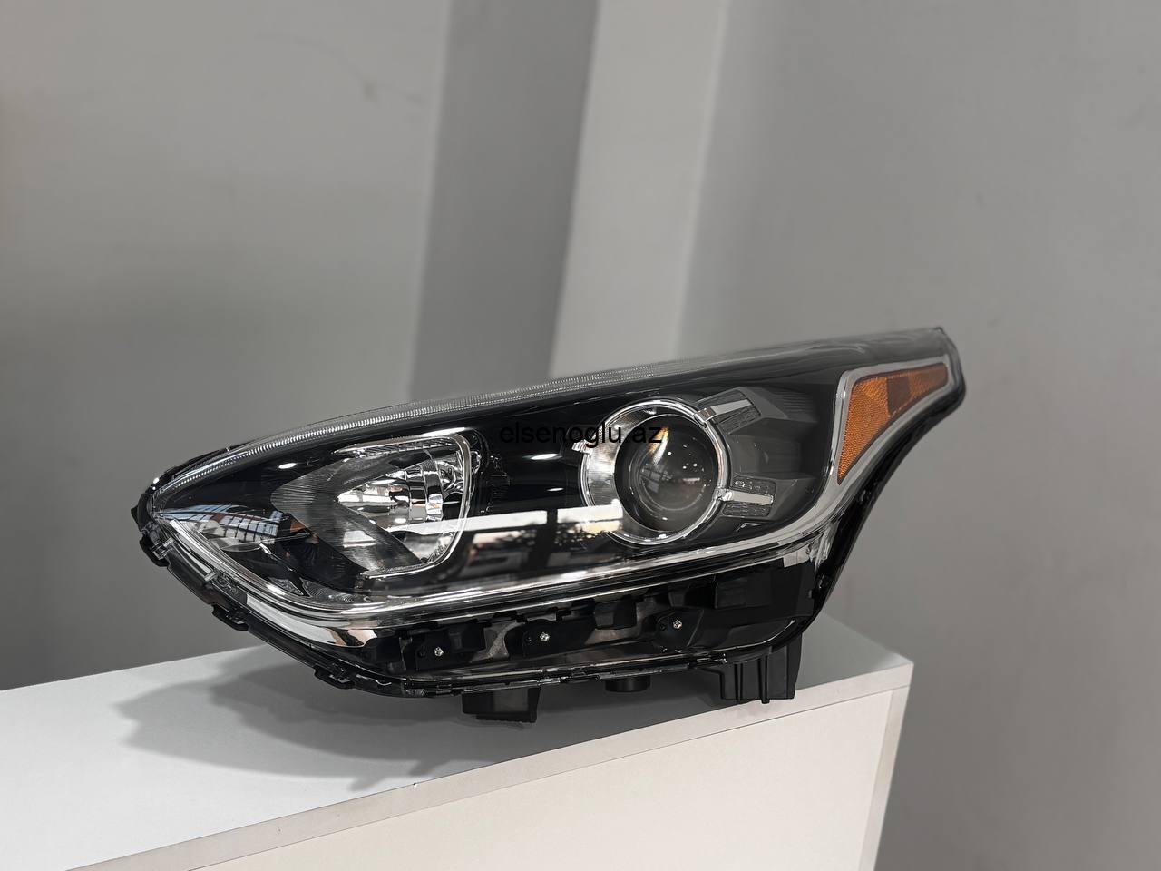 92102-M7210 Kia Forte 2019 2023 Ön Sağ Fara